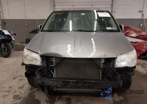 2014 Dodge Grand Caravan Sxt z USA, uszkodzony, nr VIN 2C4RDGCG2ER122160